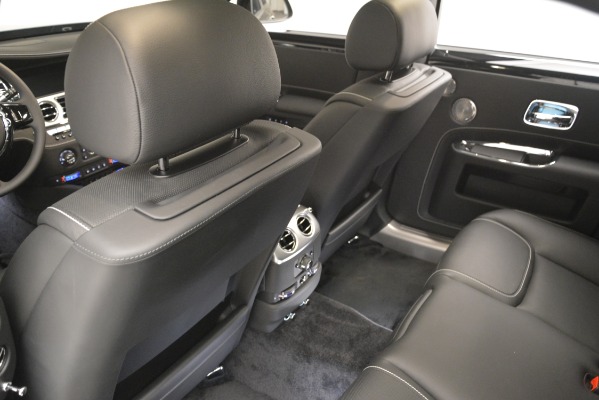 New 2019 Rolls-Royce Ghost for sale $362,950 at Alfa Romeo of Westport in Westport CT 06880 24