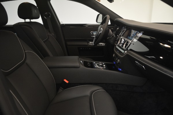 New 2019 Rolls-Royce Ghost for sale $362,950 at Alfa Romeo of Westport in Westport CT 06880 28