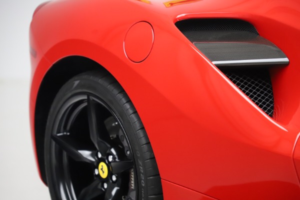 Used 2018 Ferrari 488 GTB for sale $249,900 at Alfa Romeo of Westport in Westport CT 06880 14