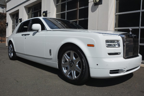 Used 2014 Rolls-Royce Phantom for sale Sold at Alfa Romeo of Westport in Westport CT 06880 13