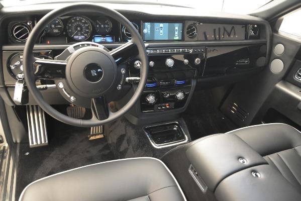 Used 2014 Rolls-Royce Phantom for sale Sold at Alfa Romeo of Westport in Westport CT 06880 18