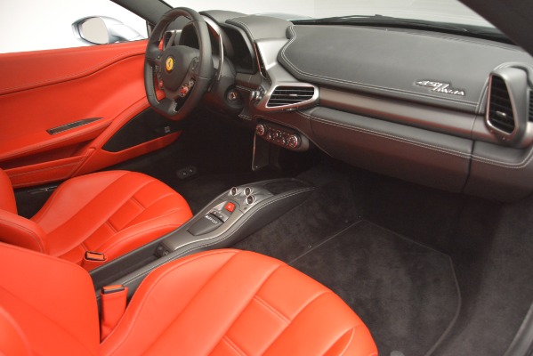 Used 2015 Ferrari 458 Italia for sale Sold at Alfa Romeo of Westport in Westport CT 06880 17