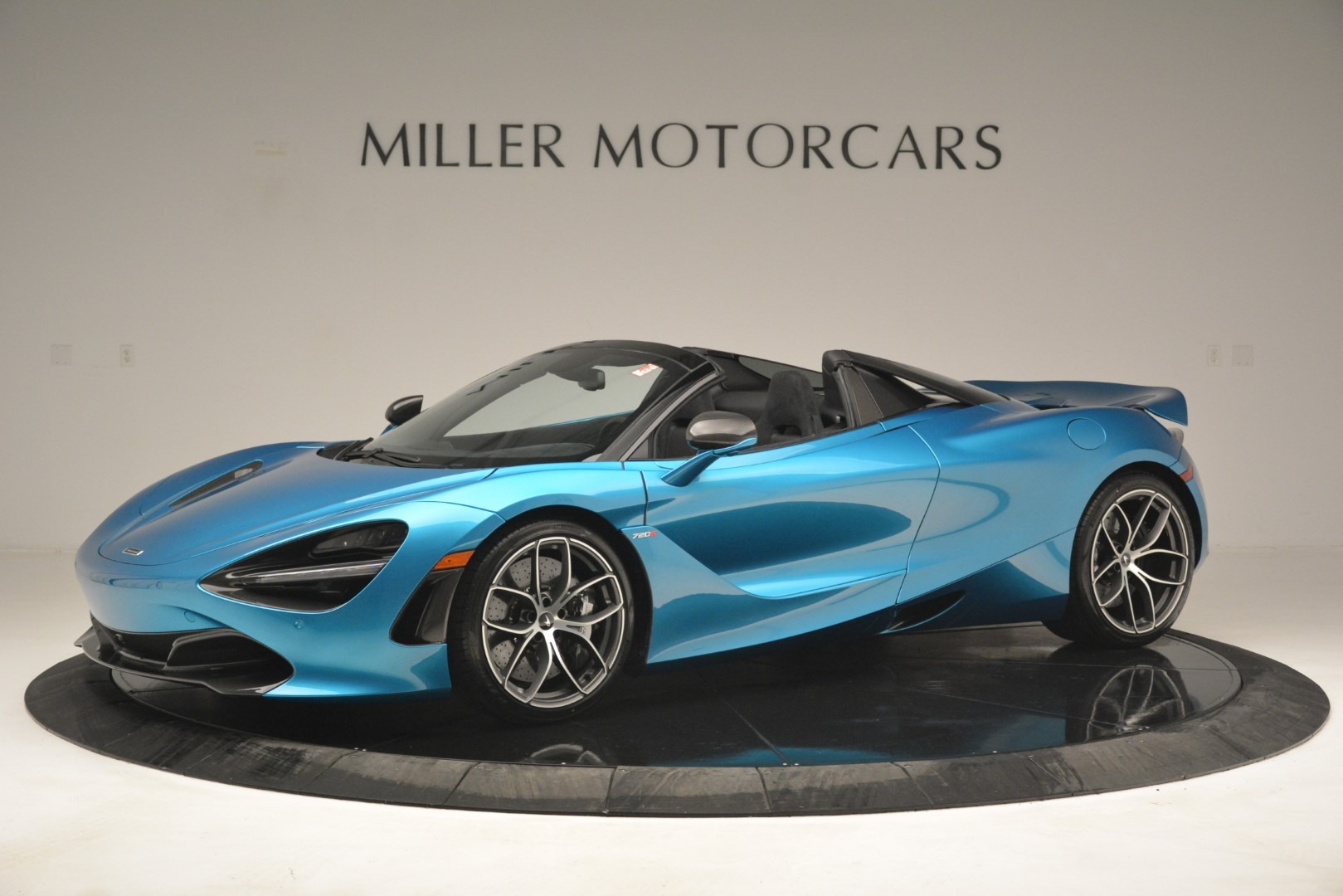 New 2019 McLaren 720S Spider for sale $399,030 at Alfa Romeo of Westport in Westport CT 06880 1