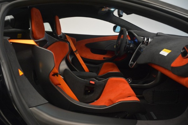 New 2019 McLaren 600LT Coupe for sale Sold at Alfa Romeo of Westport in Westport CT 06880 22