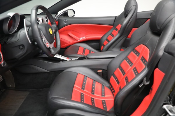 Used 2016 Ferrari California T for sale Sold at Alfa Romeo of Westport in Westport CT 06880 20