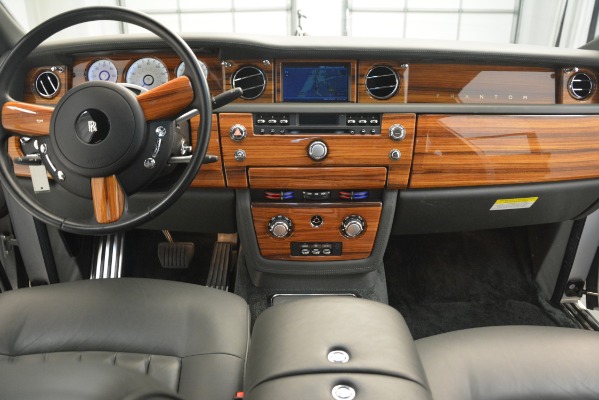 Used 2007 Rolls-Royce Phantom for sale Sold at Alfa Romeo of Westport in Westport CT 06880 23