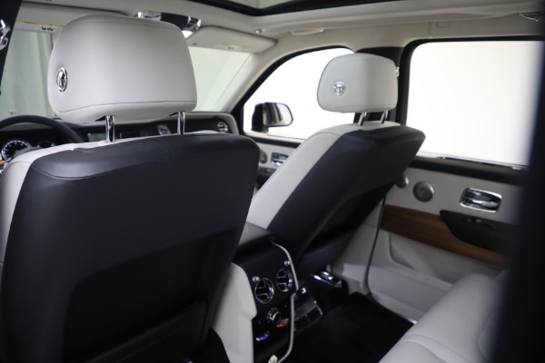 Used 2019 Rolls-Royce Cullinan for sale $329,900 at Alfa Romeo of Westport in Westport CT 06880 15