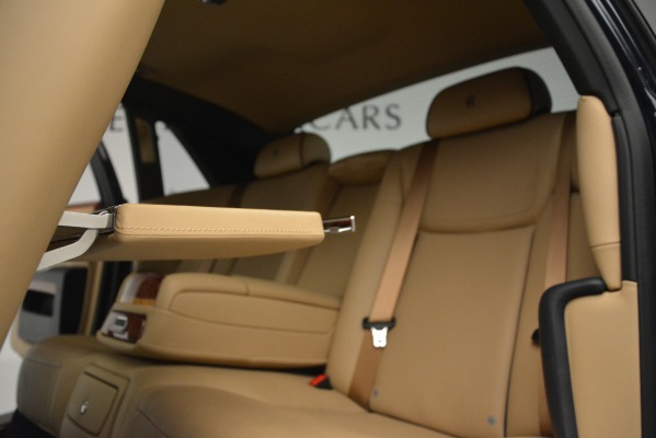 Used 2015 Rolls-Royce Ghost for sale Sold at Alfa Romeo of Westport in Westport CT 06880 28