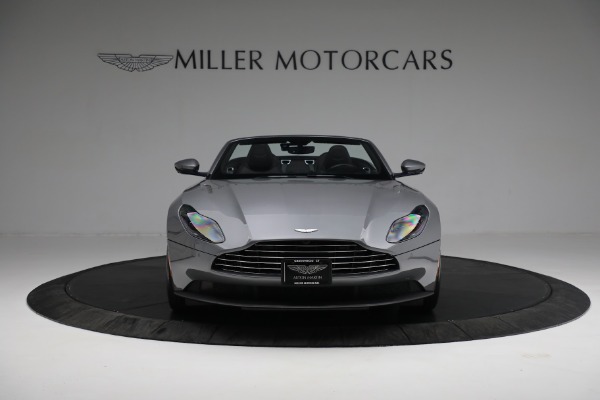 Used 2019 Aston Martin DB11 V8 Convertible for sale $182,500 at Alfa Romeo of Westport in Westport CT 06880 11