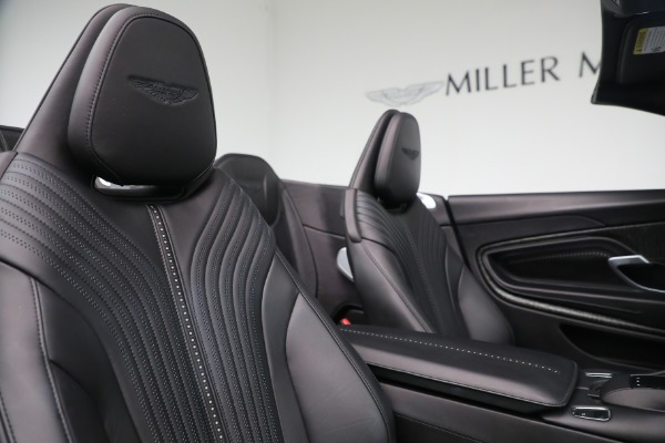 Used 2019 Aston Martin DB11 V8 Convertible for sale $182,500 at Alfa Romeo of Westport in Westport CT 06880 23