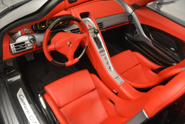Used 2005 Porsche Carrera GT for sale Sold at Alfa Romeo of Westport in Westport CT 06880 23