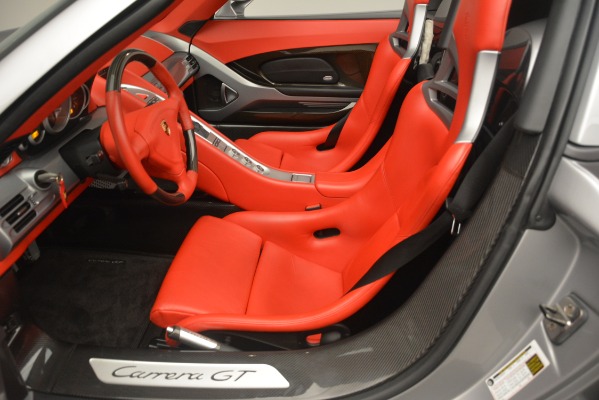 Used 2005 Porsche Carrera GT for sale Sold at Alfa Romeo of Westport in Westport CT 06880 24