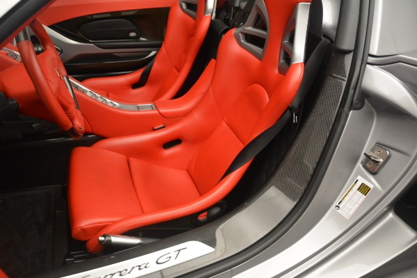 Used 2005 Porsche Carrera GT for sale Sold at Alfa Romeo of Westport in Westport CT 06880 25