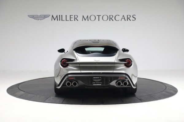 Used 2019 Aston Martin Vanquish Zagato Shooting Brake for sale $699,900 at Alfa Romeo of Westport in Westport CT 06880 5