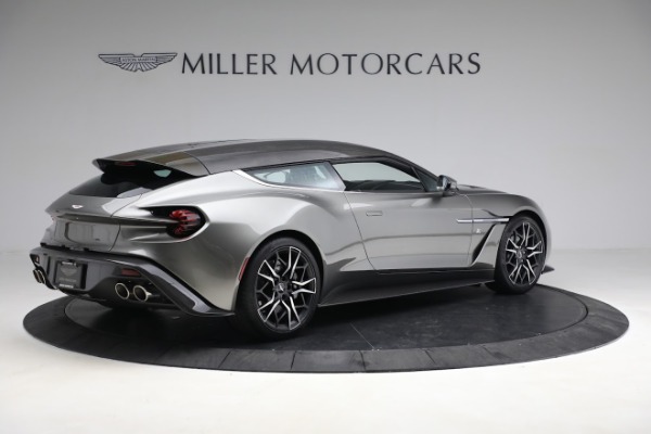 Used 2019 Aston Martin Vanquish Zagato Shooting Brake for sale $699,900 at Alfa Romeo of Westport in Westport CT 06880 7