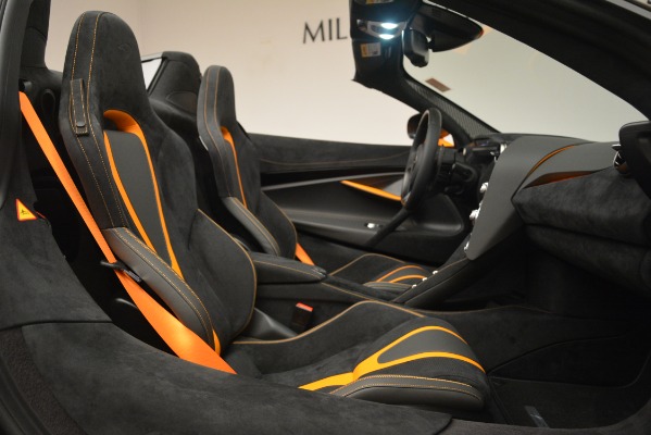 New 2020 McLaren 720S Spider for sale Sold at Alfa Romeo of Westport in Westport CT 06880 25