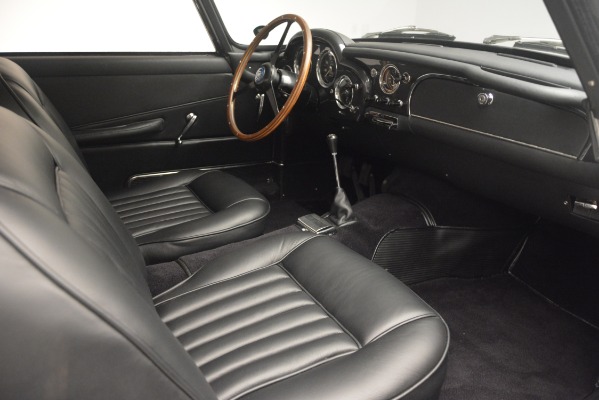 Used 1961 Aston Martin DB4 Series IV Coupe for sale Sold at Alfa Romeo of Westport in Westport CT 06880 25