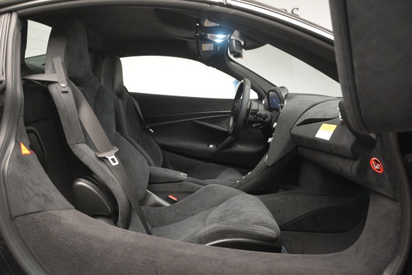 Used 2020 McLaren 720S Spider for sale Sold at Alfa Romeo of Westport in Westport CT 06880 25