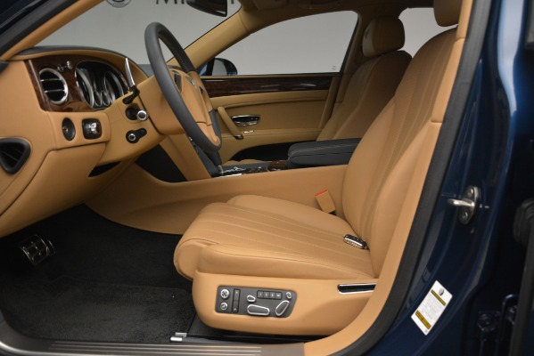 Used 2016 Bentley Flying Spur V8 for sale $93,900 at Alfa Romeo of Westport in Westport CT 06880 18