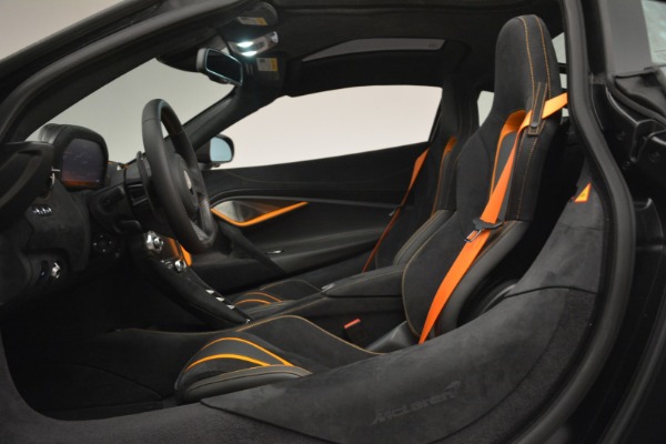 Used 2018 McLaren 720S Coupe for sale Sold at Alfa Romeo of Westport in Westport CT 06880 16