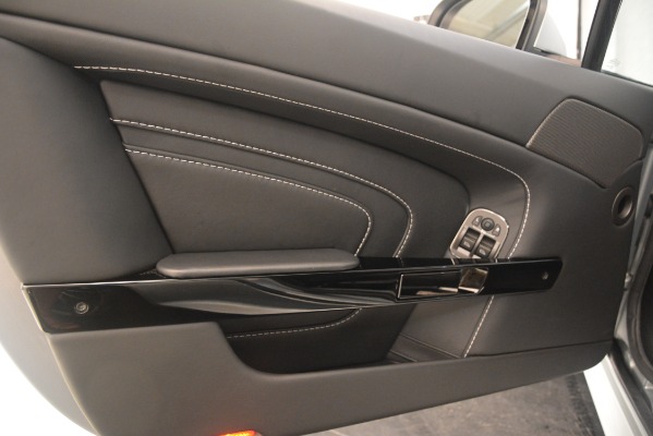 Used 2015 Aston Martin V12 Vantage S Coupe for sale $99,900 at Alfa Romeo of Westport in Westport CT 06880 17