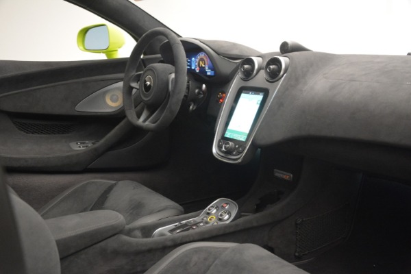 New 2020 McLaren 600LT Spider for sale $281,570 at Alfa Romeo of Westport in Westport CT 06880 27