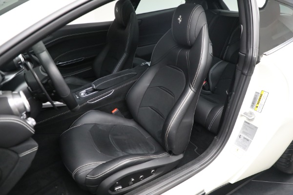 Used 2018 Ferrari GTC4Lusso for sale Sold at Alfa Romeo of Westport in Westport CT 06880 15