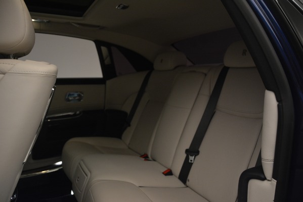 Used 2016 Rolls-Royce Ghost for sale $169,900 at Alfa Romeo of Westport in Westport CT 06880 15