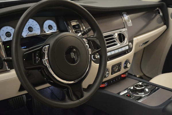 Used 2016 Rolls-Royce Ghost for sale $169,900 at Alfa Romeo of Westport in Westport CT 06880 18