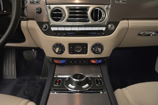Used 2016 Rolls-Royce Ghost for sale $169,900 at Alfa Romeo of Westport in Westport CT 06880 20