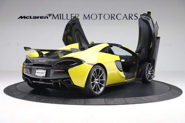 New 2019 McLaren 570S SPIDER Convertible for sale $227,660 at Alfa Romeo of Westport in Westport CT 06880 21
