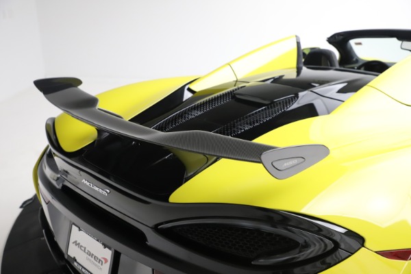 New 2019 McLaren 570S SPIDER Convertible for sale $227,660 at Alfa Romeo of Westport in Westport CT 06880 26