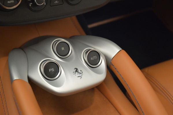 Used 2013 Ferrari FF for sale $159,900 at Alfa Romeo of Westport in Westport CT 06880 22