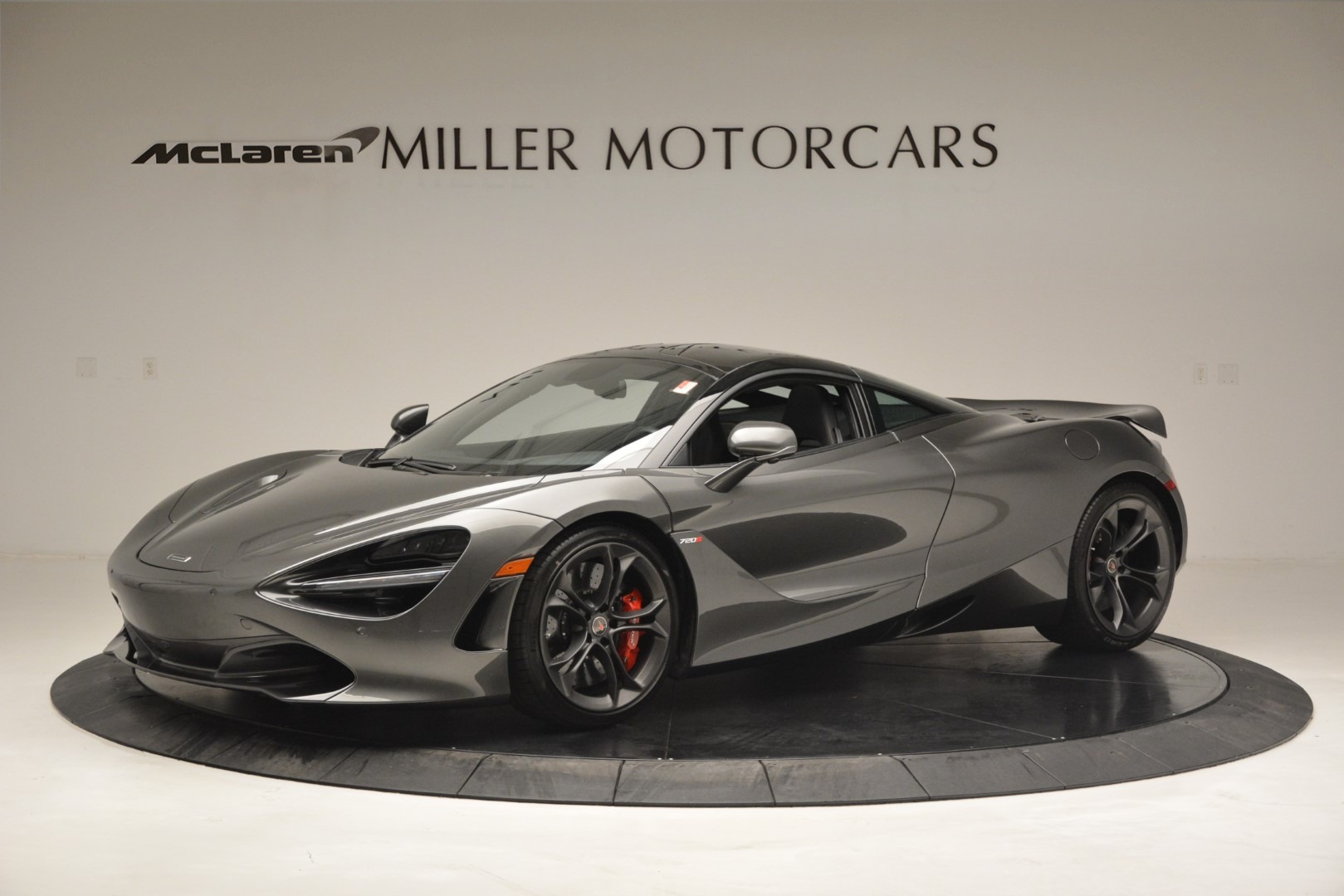 Used 2018 McLaren 720S for sale $219,900 at Alfa Romeo of Westport in Westport CT 06880 1