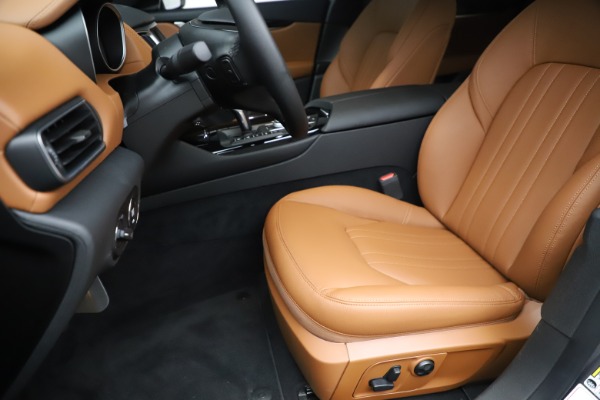 New 2019 Maserati Levante Q4 for sale $83,660 at Alfa Romeo of Westport in Westport CT 06880 15