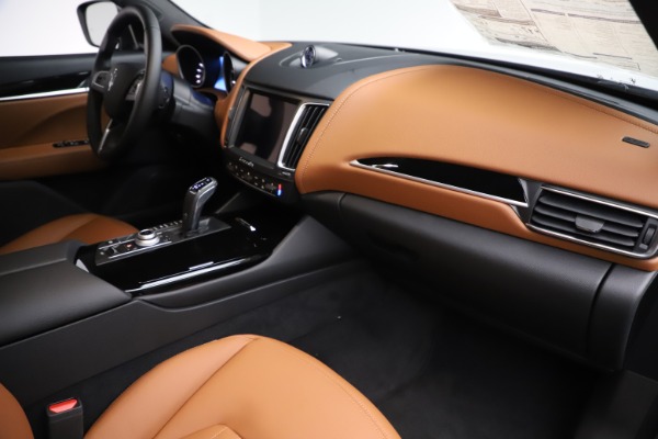 New 2019 Maserati Levante Q4 for sale $83,660 at Alfa Romeo of Westport in Westport CT 06880 22