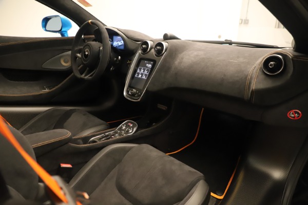 New 2020 McLaren 600LT SPIDER Convertible for sale $303,059 at Alfa Romeo of Westport in Westport CT 06880 27