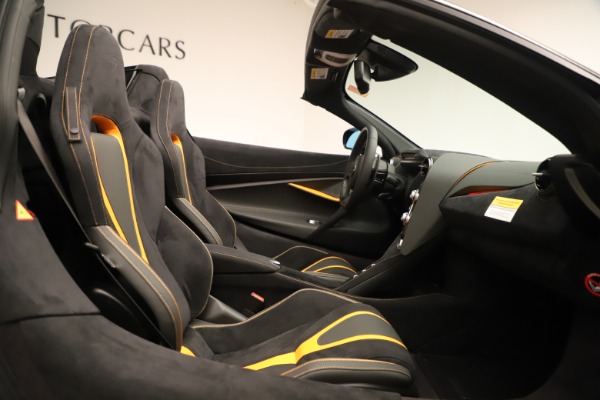 New 2020 McLaren 720S SPIDER Convertible for sale Sold at Alfa Romeo of Westport in Westport CT 06880 25