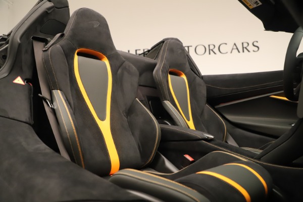 New 2020 McLaren 720S SPIDER Convertible for sale Sold at Alfa Romeo of Westport in Westport CT 06880 27