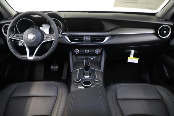 New 2019 Alfa Romeo Stelvio Ti Q4 for sale $51,940 at Alfa Romeo of Westport in Westport CT 06880 16
