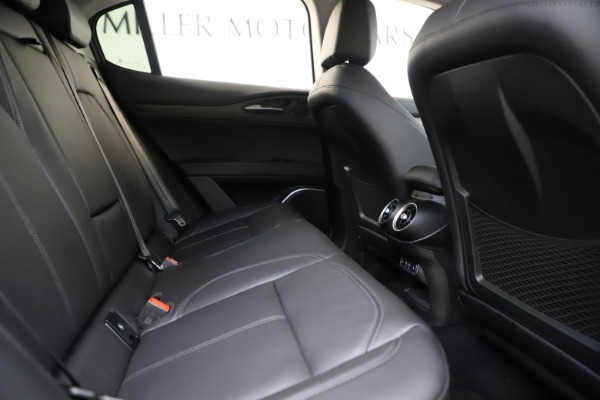 New 2019 Alfa Romeo Stelvio Ti Q4 for sale $51,940 at Alfa Romeo of Westport in Westport CT 06880 27
