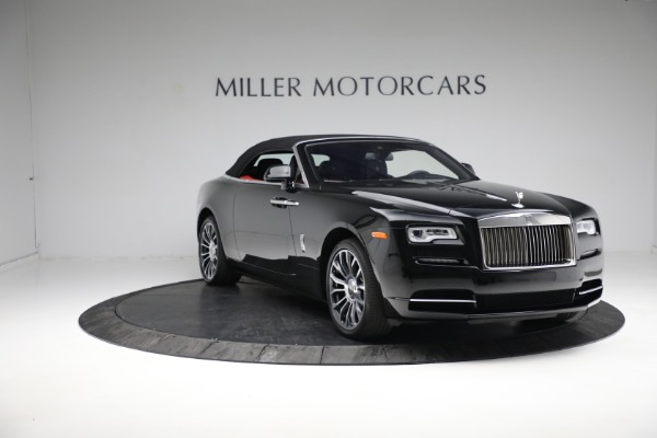 Used 2019 Rolls-Royce Dawn for sale Sold at Alfa Romeo of Westport in Westport CT 06880 17