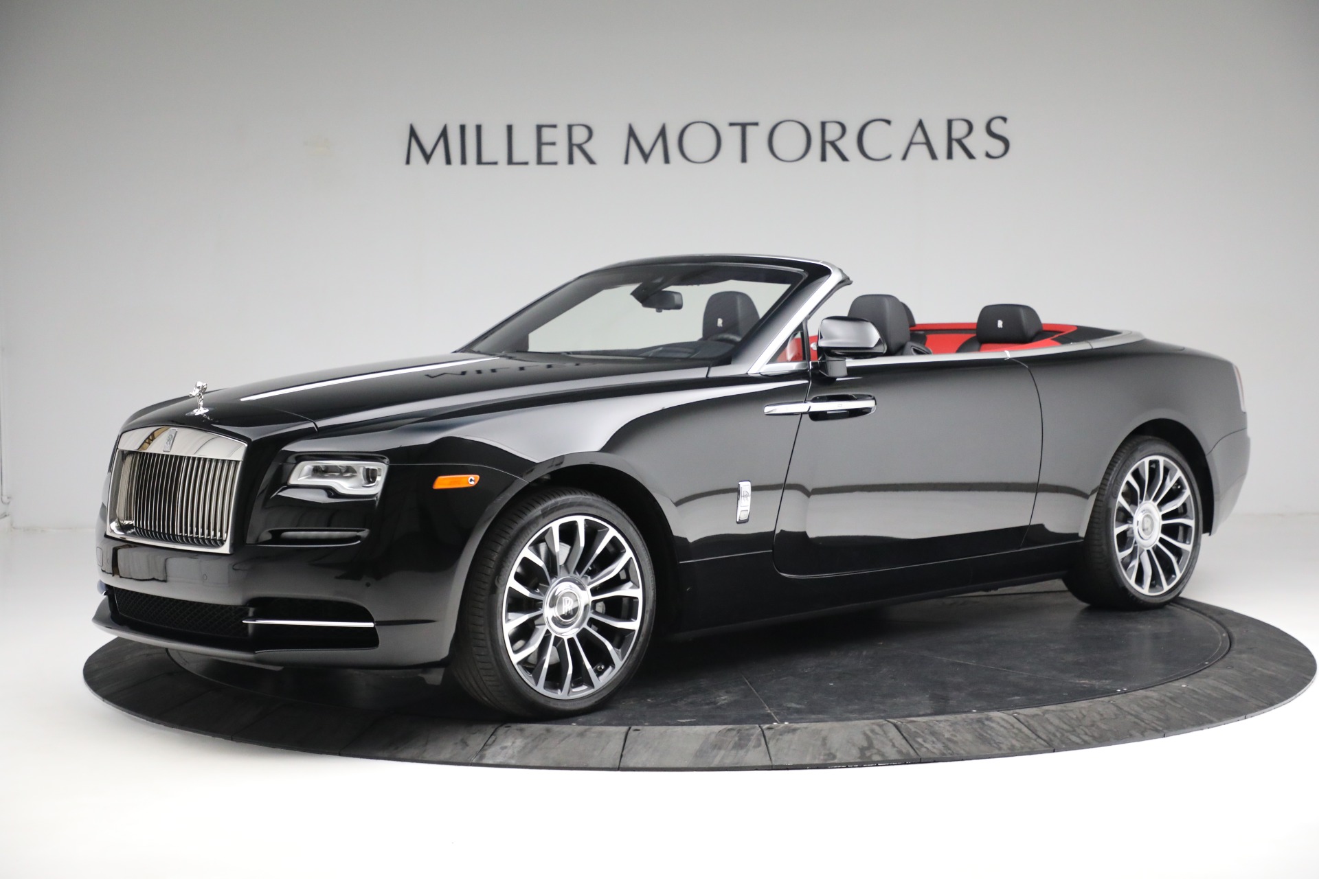 Used 2019 Rolls-Royce Dawn for sale $329,895 at Alfa Romeo of Westport in Westport CT 06880 1