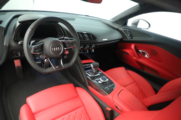 Used 2018 Audi R8 5.2 quattro V10 Plus for sale Sold at Alfa Romeo of Westport in Westport CT 06880 14