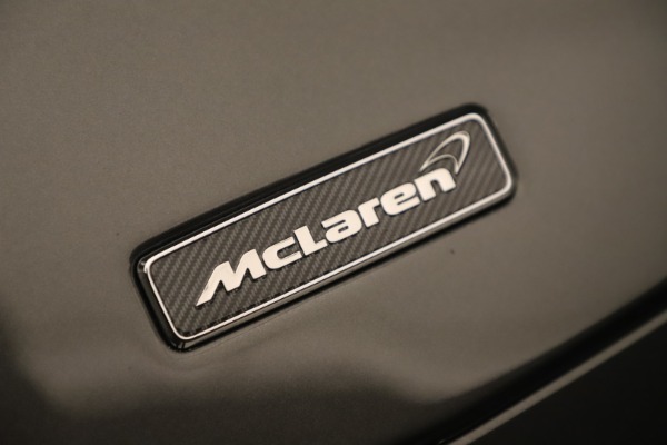 Used 2017 McLaren 570S for sale $169,900 at Alfa Romeo of Westport in Westport CT 06880 11
