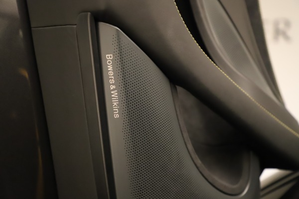 Used 2017 McLaren 570S for sale $155,900 at Alfa Romeo of Westport in Westport CT 06880 23