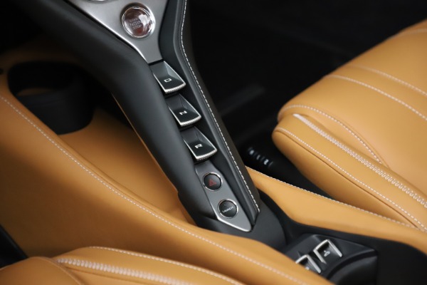 New 2020 McLaren 720S SPIDER Convertible for sale $374,830 at Alfa Romeo of Westport in Westport CT 06880 26