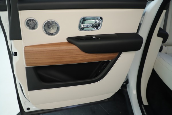 New 2019 Rolls-Royce Cullinan for sale Sold at Alfa Romeo of Westport in Westport CT 06880 16