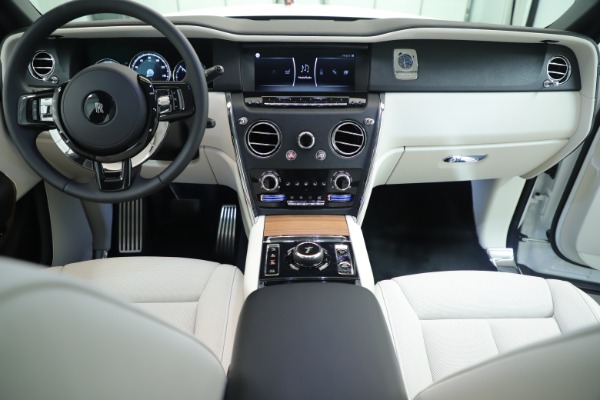 New 2019 Rolls-Royce Cullinan for sale Sold at Alfa Romeo of Westport in Westport CT 06880 23
