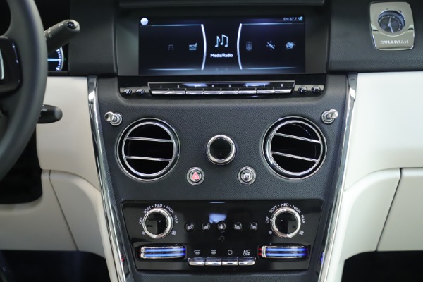 New 2019 Rolls-Royce Cullinan for sale Sold at Alfa Romeo of Westport in Westport CT 06880 24